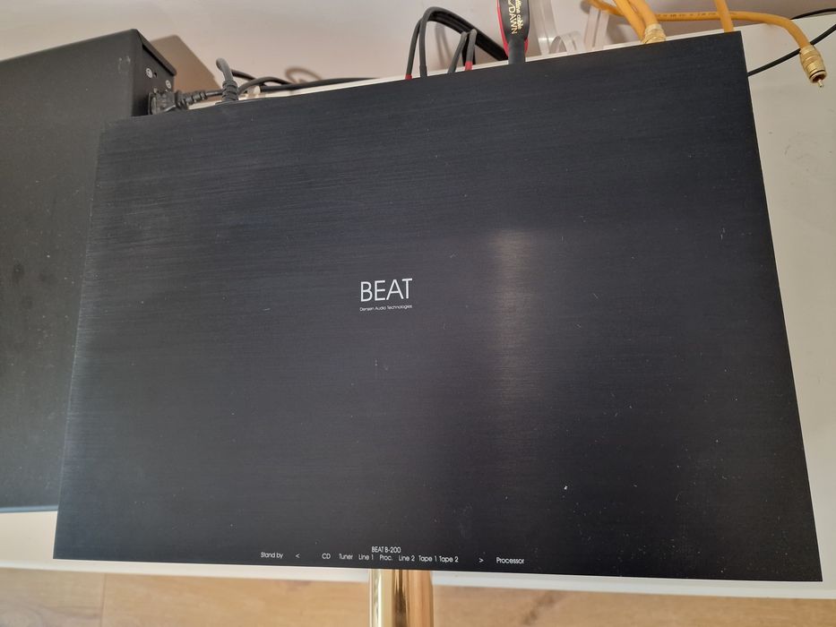 Preamplificator DENSEN B200