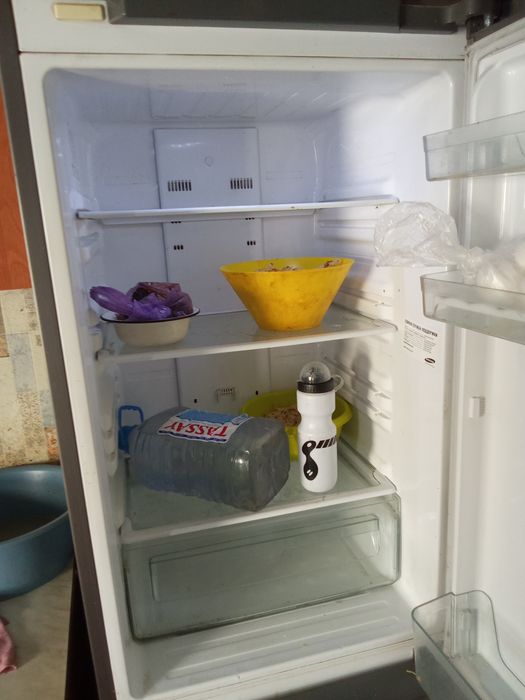 Продам холодильник б/у