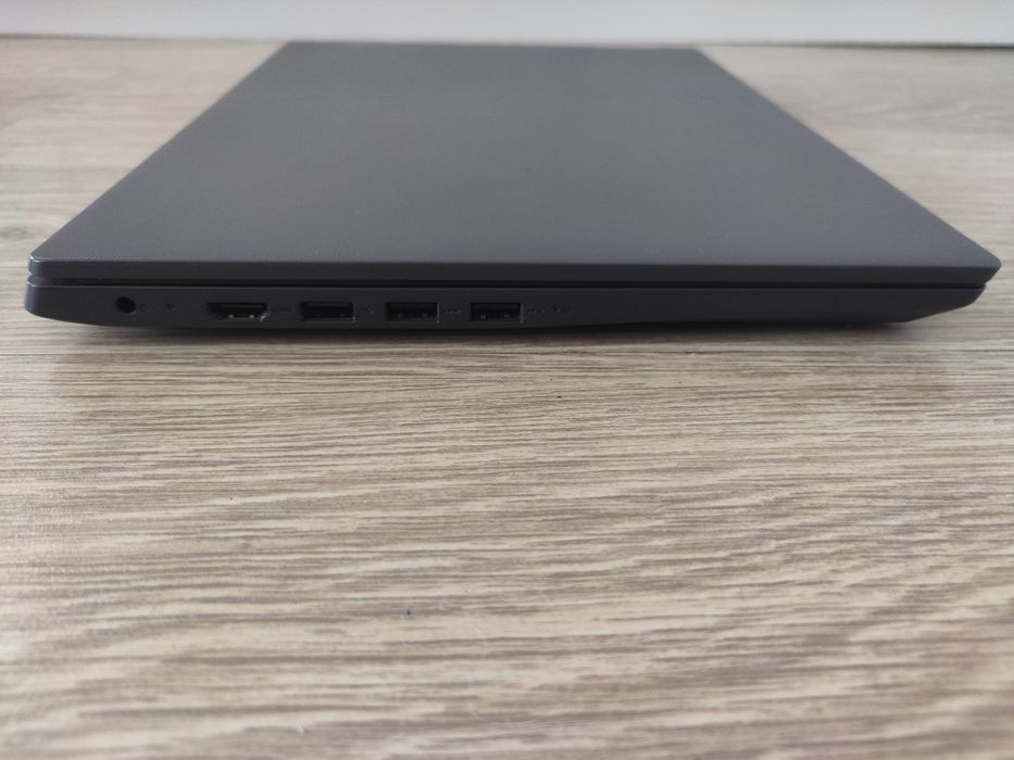 Ноутбук Lenovo V14-ADA (82C6)