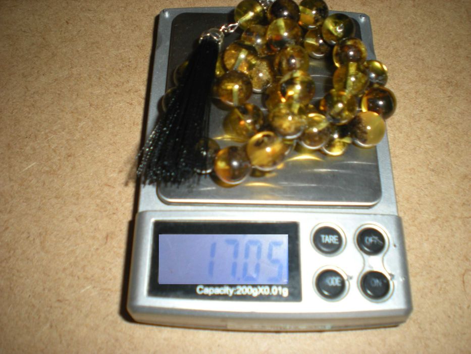 Кехлибарена броеница от балтийски кехлибар