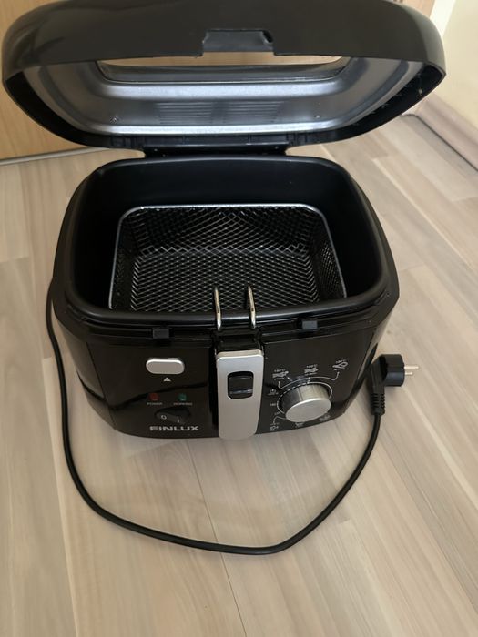 Фритюрник Finlux FDF - 2518BS