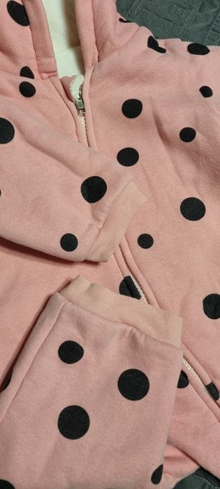 Продам детские комбинезоны 1-2 года