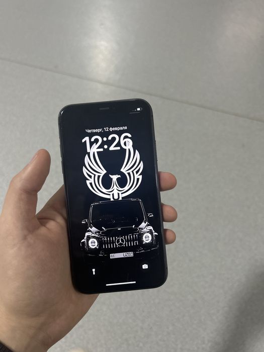 Продается айфон 11 срочно