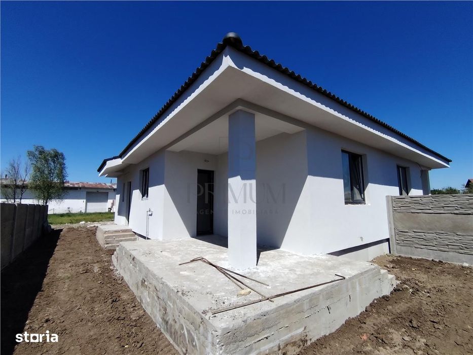 Duplex 3 camere - 100 metri de asfalt - Personalizare interioara