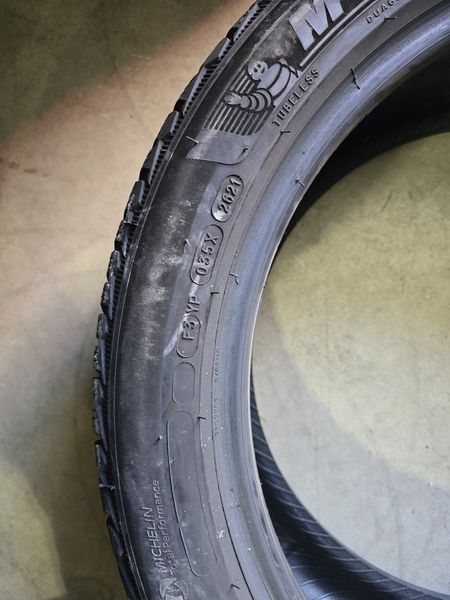 245/45/19 MICHELIN 2бр