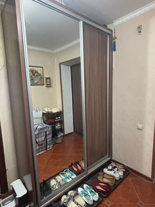 Продам срочно шкаф-купе