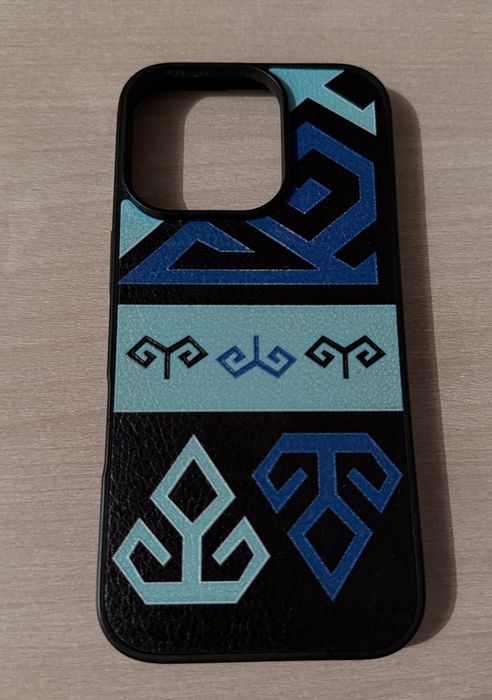 Чехлы на Iphone 16 pro