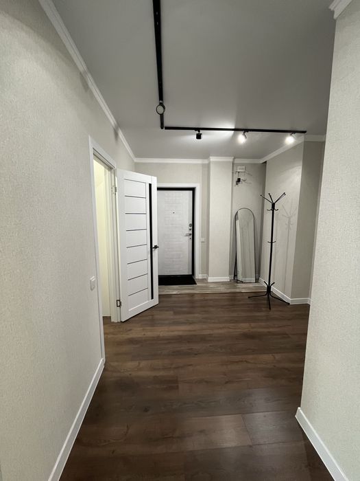 Продам квартиру пр абая 244 центр