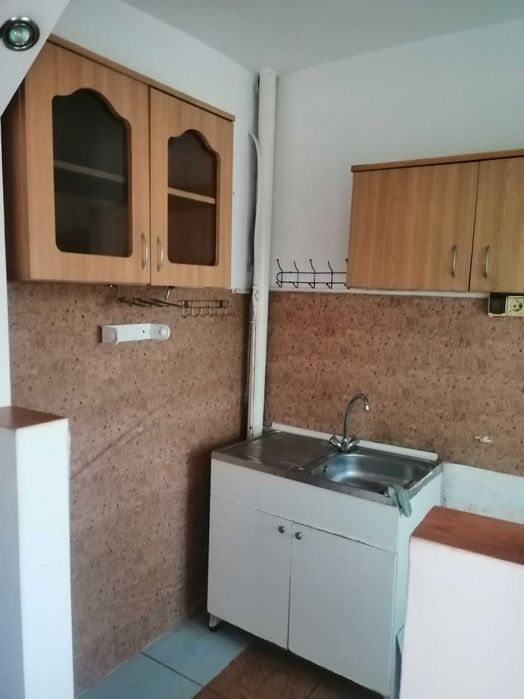 apartament 3 camere de vanzare