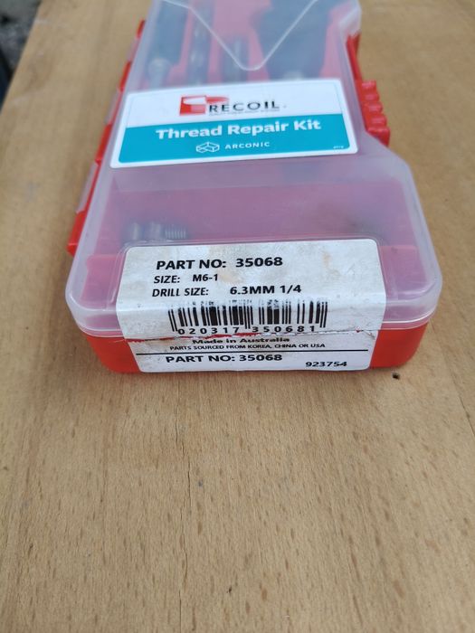 Trusa pentru repararea filetelor