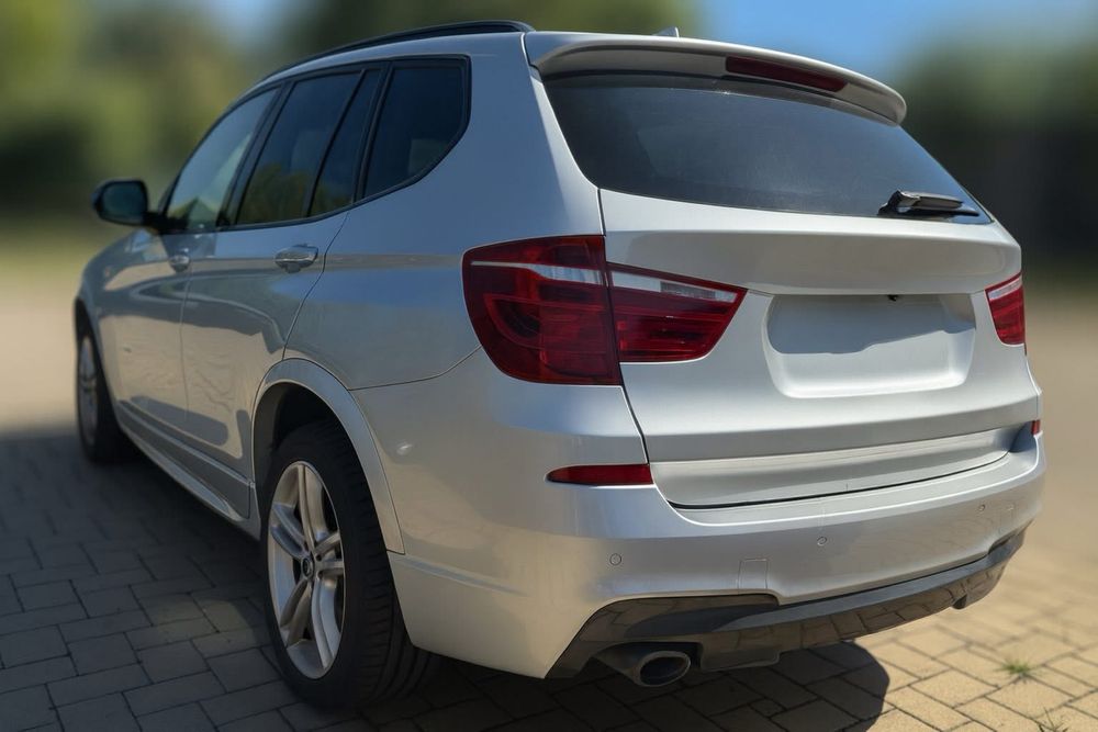 Dezmembrez BMW X3 F25 2.0d xdrive M-Pack 2012 2.0d N47,automat,Xenon