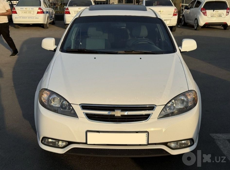 Gentra 2023Yil Avtomat 3-Pozitsiya Elegant Plus Full 300$ Bilan 1 Kund