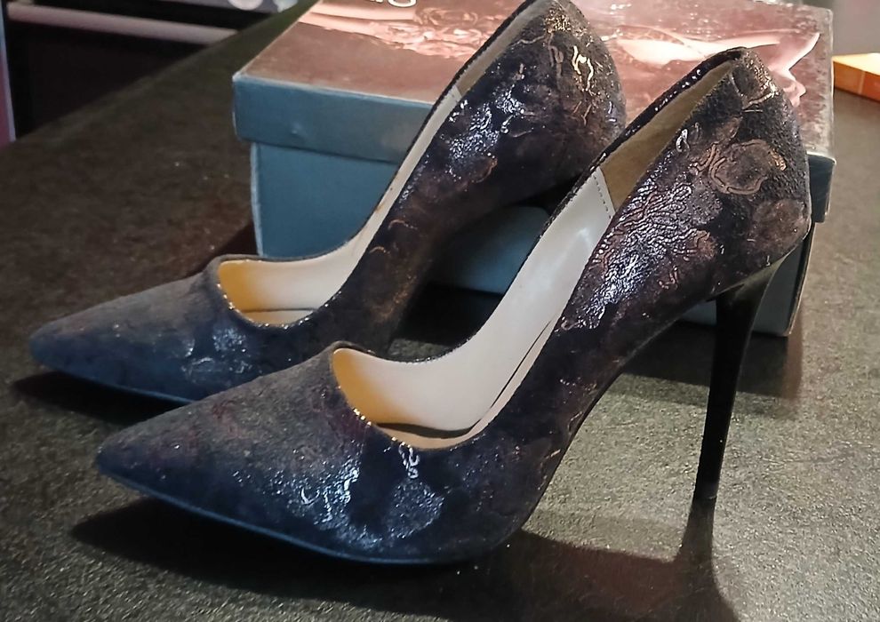 Разкошни нови обувки, 36 номер, висок ток