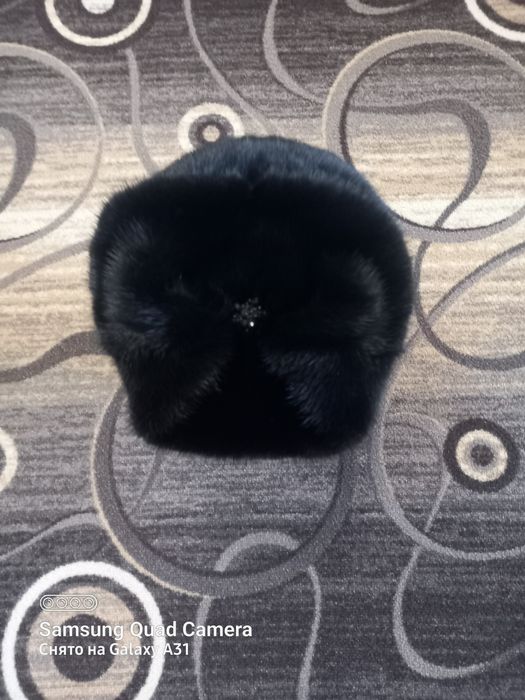 Продам шапку норковую