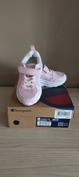 Маратонки 27 номер