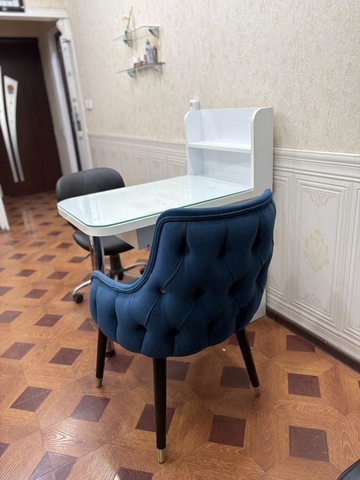 Сдается маникюрный столик