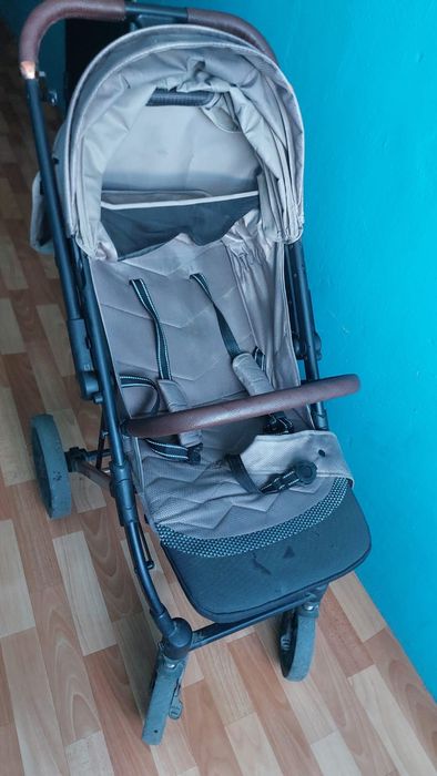 Продаётся коляска