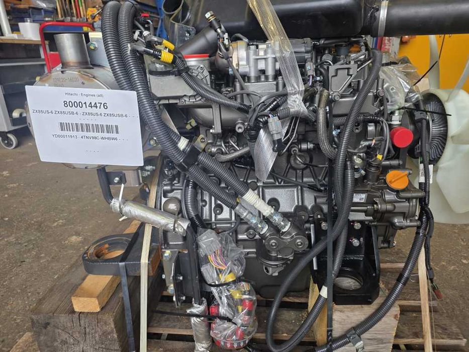 Motor Hitachi Yanmar 4TNV98C nou pentru excavator ZX85 utilaje constructii Uniterra Group SRL