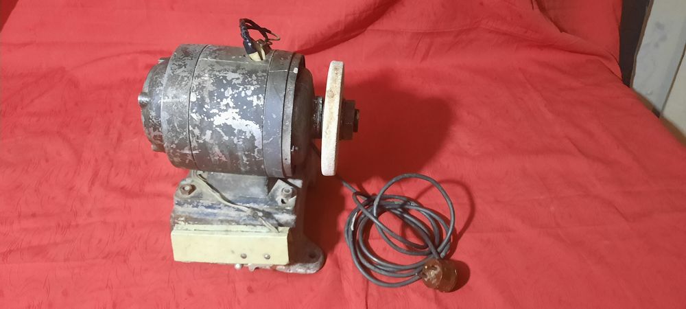 Продаётся электроточила.