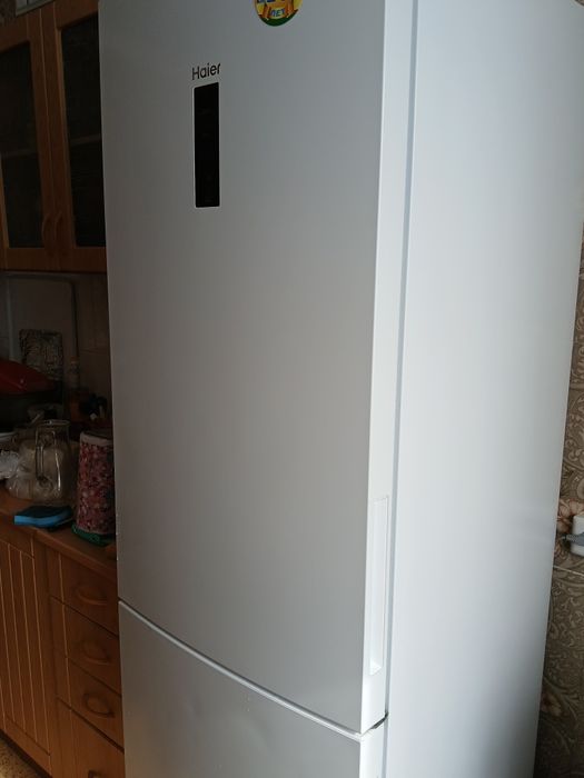 Продам срочно холдильник