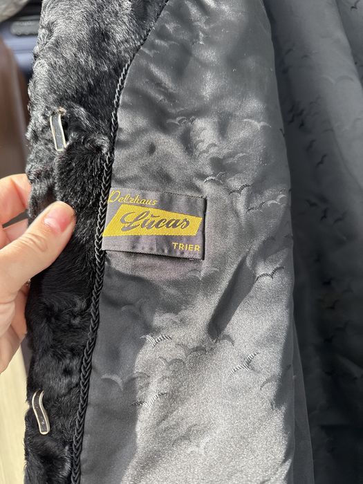 Haina astrahan neagra