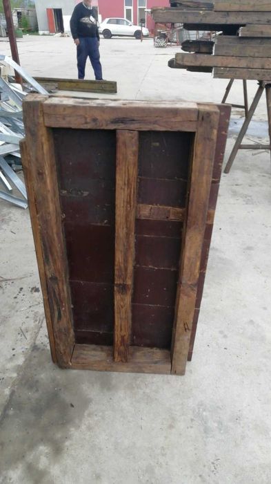 Фирма БГЛ България ЕООД продава кофражи и кофражни елементи