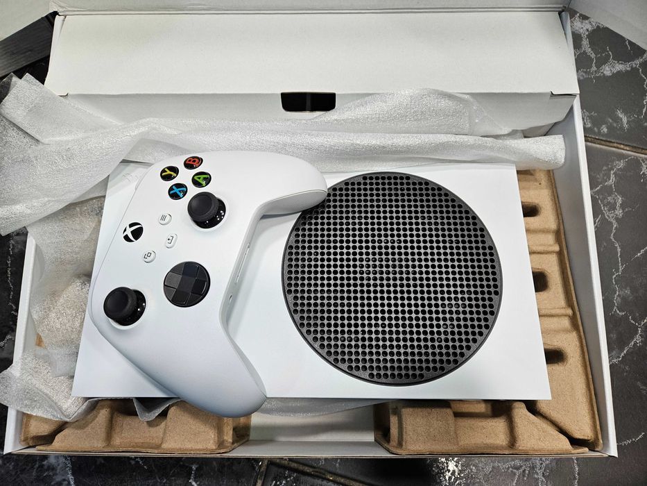 Hope Amanet P10/Consola gaming XBOX Series S 512GB