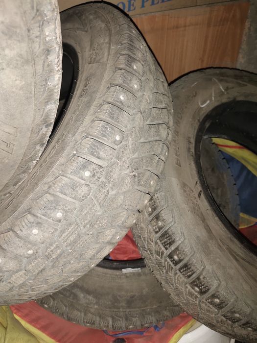 Зимние шины 195/65/15