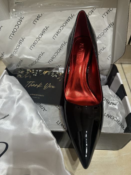 Дамски обувки с ток