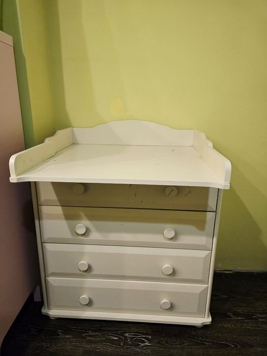 Комод с пеленальным столиком
