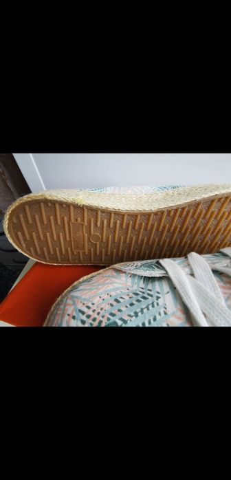 Кеды
Rocket Dog. 41 размер