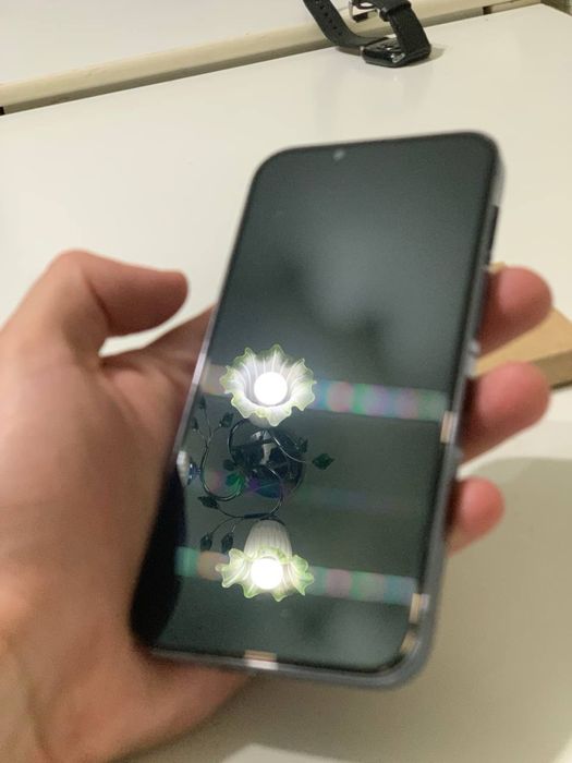 Iphone 13 pro 256 GB LLA sim + Esim 77%