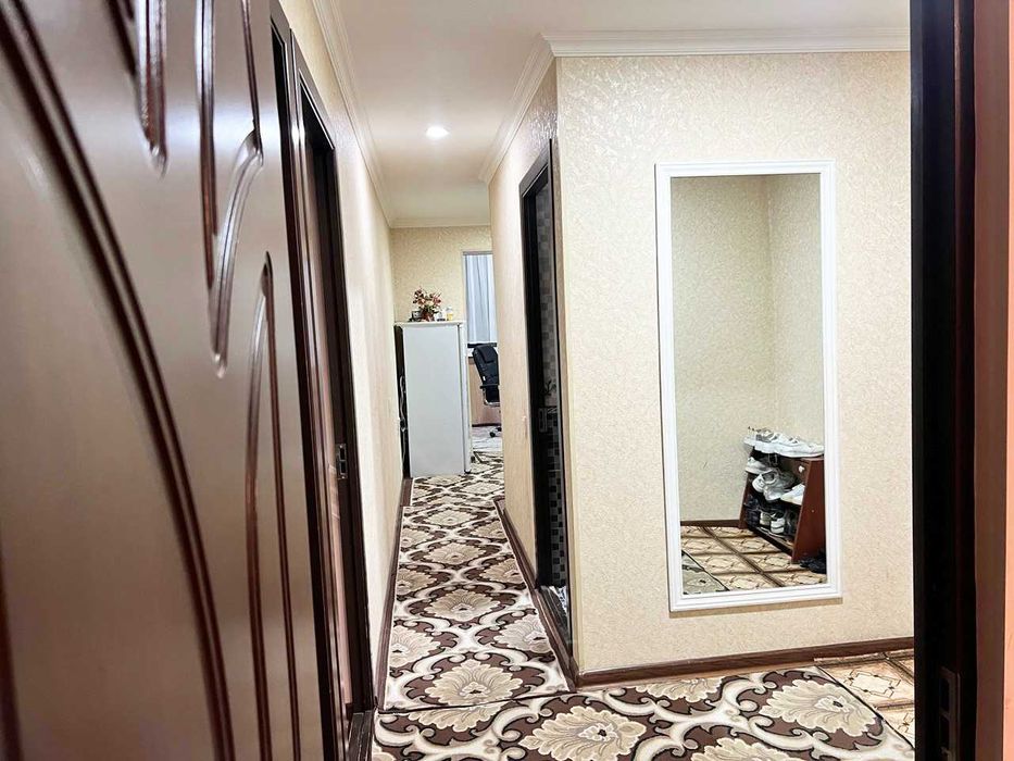 Продаётся 3-х комнатная квартира в Троицке, город Чирчик.