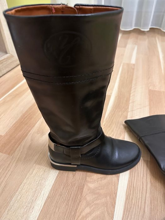 Кожени ботуши Zara