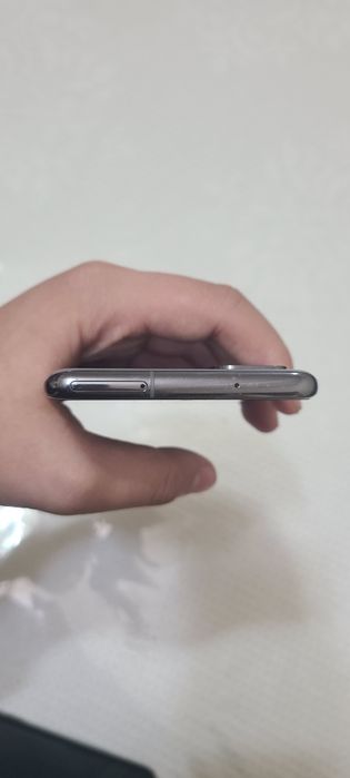 Galaxy S20 plus 5G каробка есть документы есть