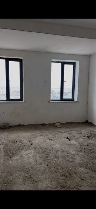 kvartira sotiladi 90 m2 urganch sh