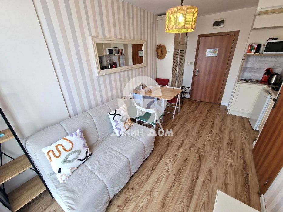 Двустаен апартамент в к-с „Даун Парк“, к.к. Слънчев бряг