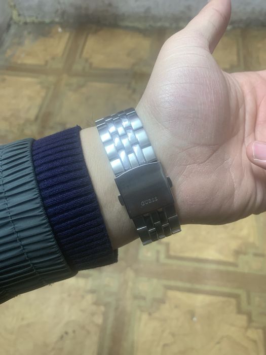 Часы Кварцевые GUESS