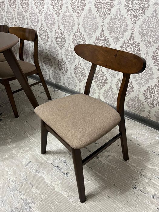 Стол стулья "Малайзия"