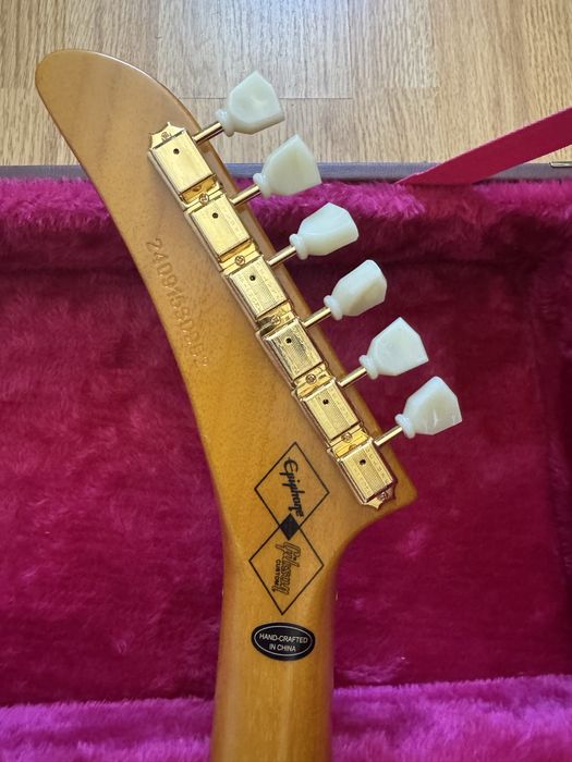 Epiphone Korina Explorer Inspired by Gibson custom shop