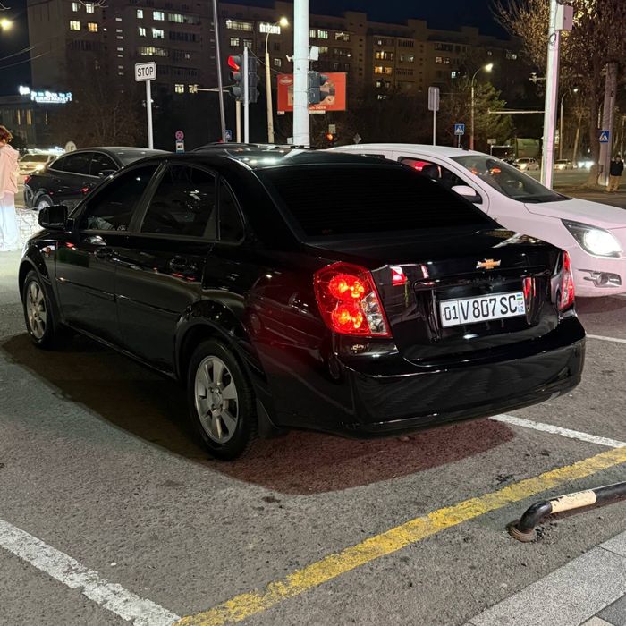 Срочно продается Gentra