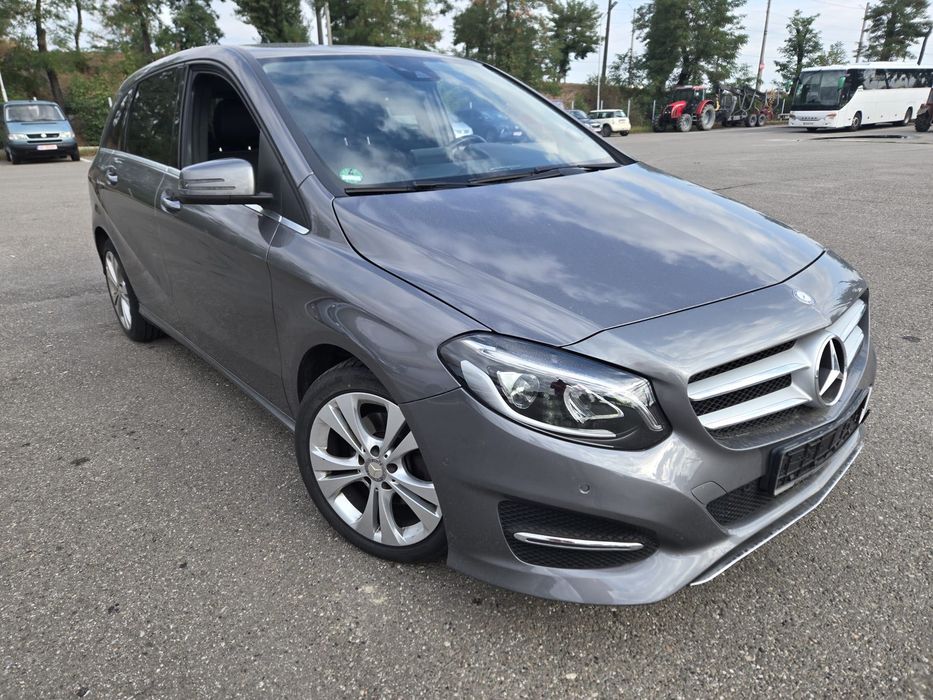 Mercedes Benz B200 / 245G Urban