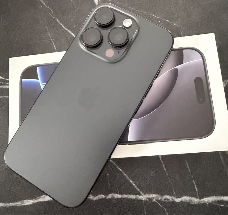 iPhone 16 Pro, Black Titanium, 256 GB