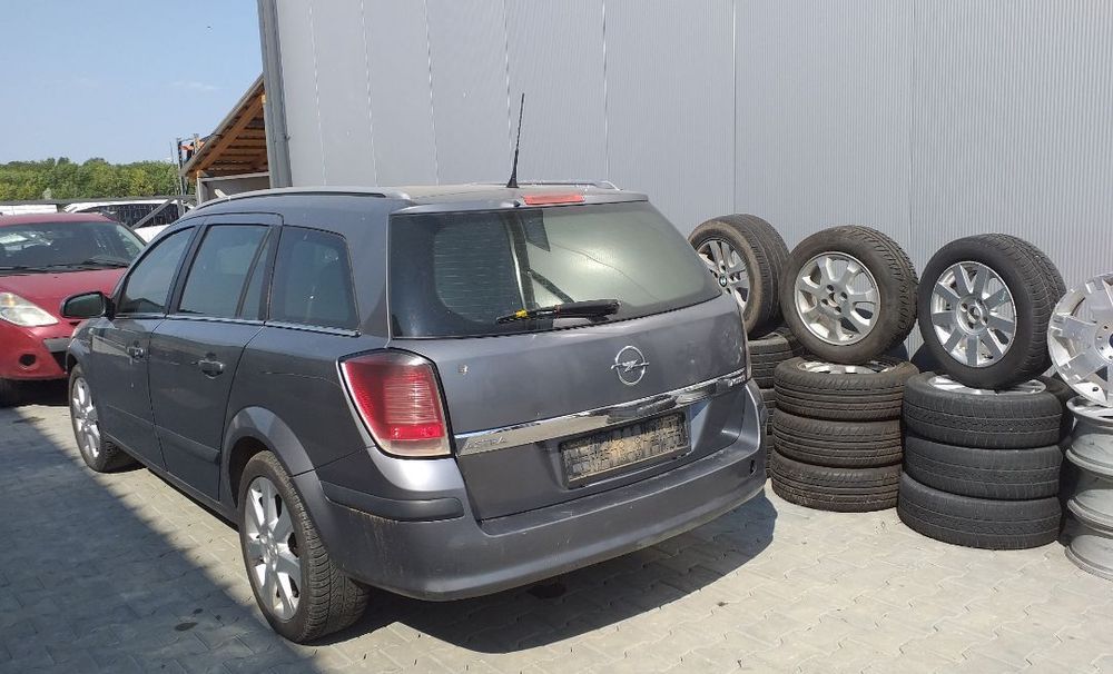 Dezmembram Opel Astra H,1.7 cdti,an fabr 2006