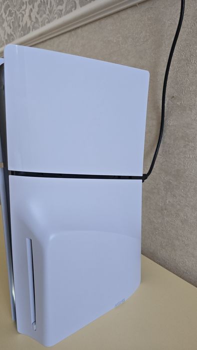 Продам PlayStation 5 Slim
