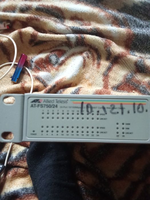 Allied  Telesis AT-FS 750/24 fast ethernet