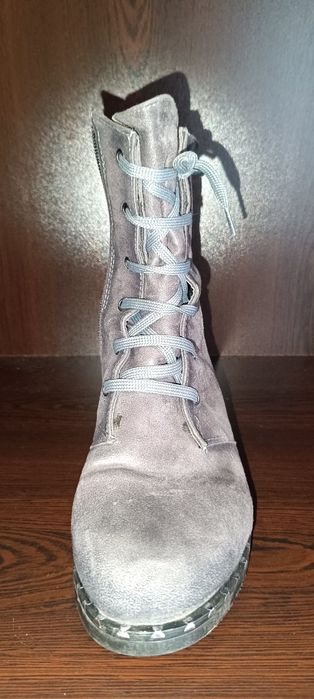 Дамски боти-38 номер