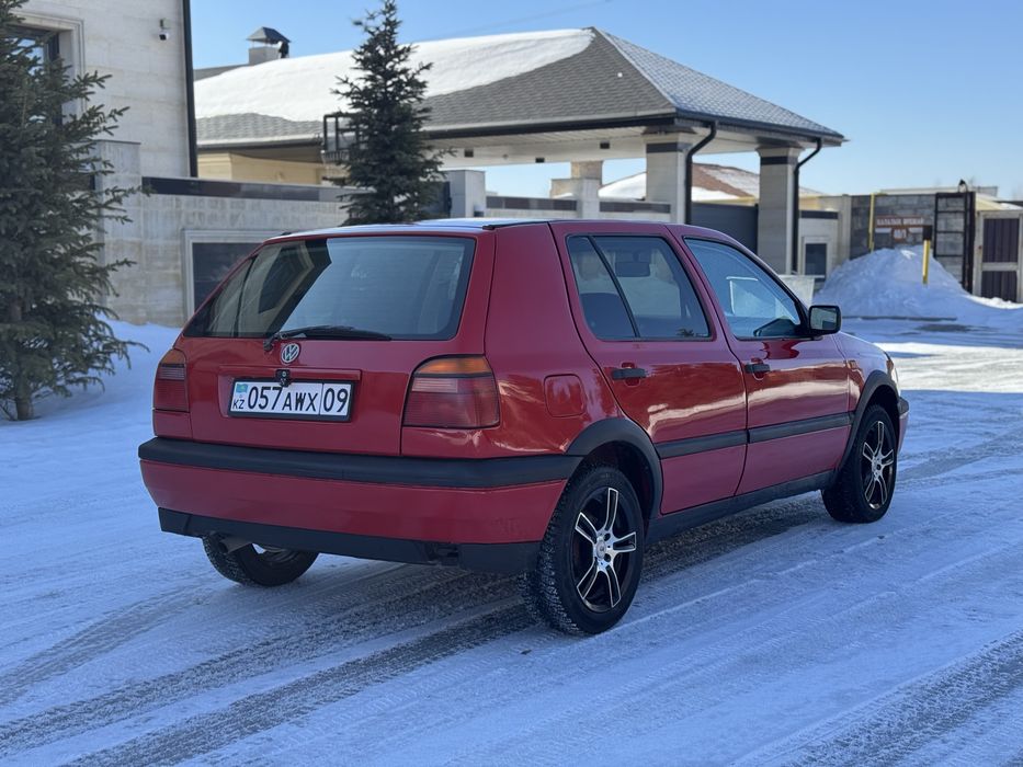 VOLKSWAGEN GOLF 3, 1.8 Автомат!