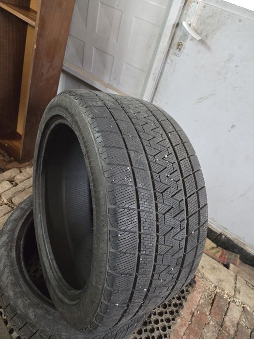 2 бр.Гуми 315/35/20 110V GripmaX