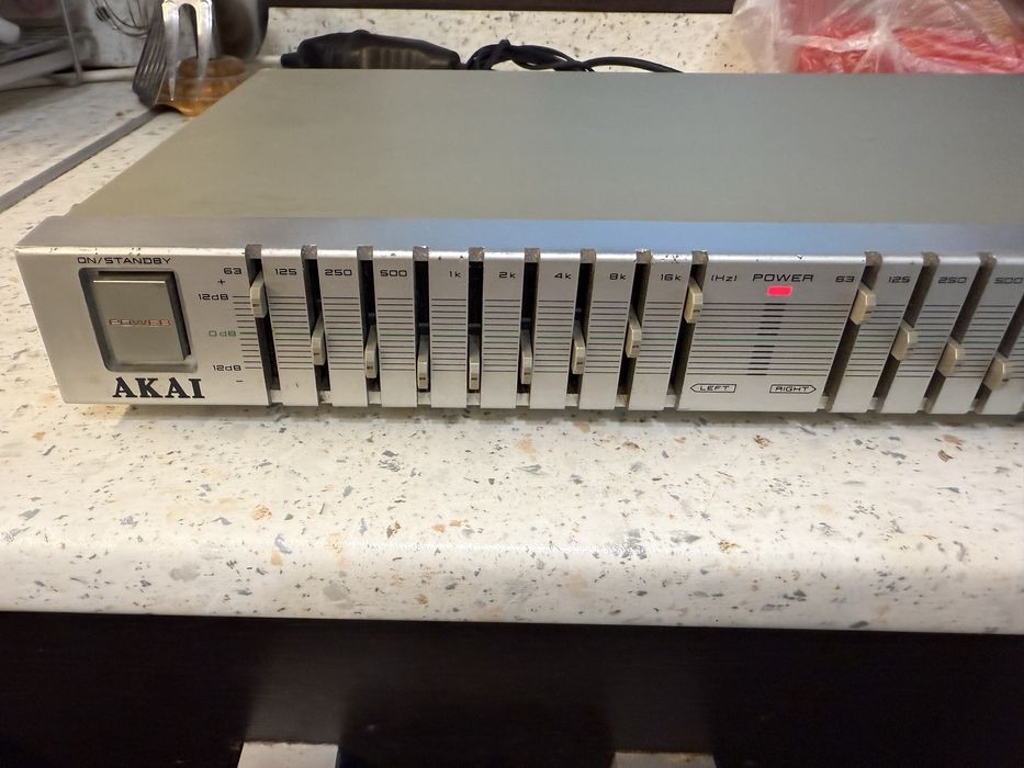 Еквалайзер Akai EA-A22